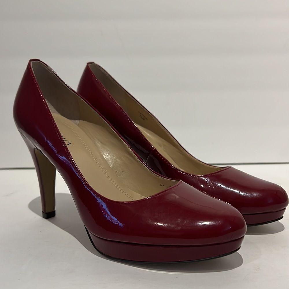 Ellen Tracy Patton Cherry Red Heels Size 7.5